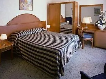 Medusa Hotel 3*